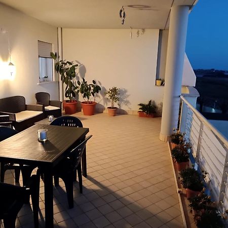 Armareaoverseassuites 1 Fiumicino Buitenkant foto